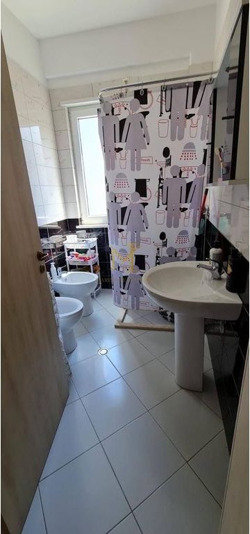 APARTAMENT 2+1 LURA 2 GJIRI LALEZIT