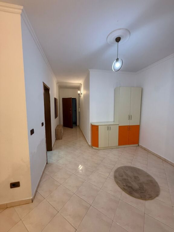 Apartament 2+1 me qera