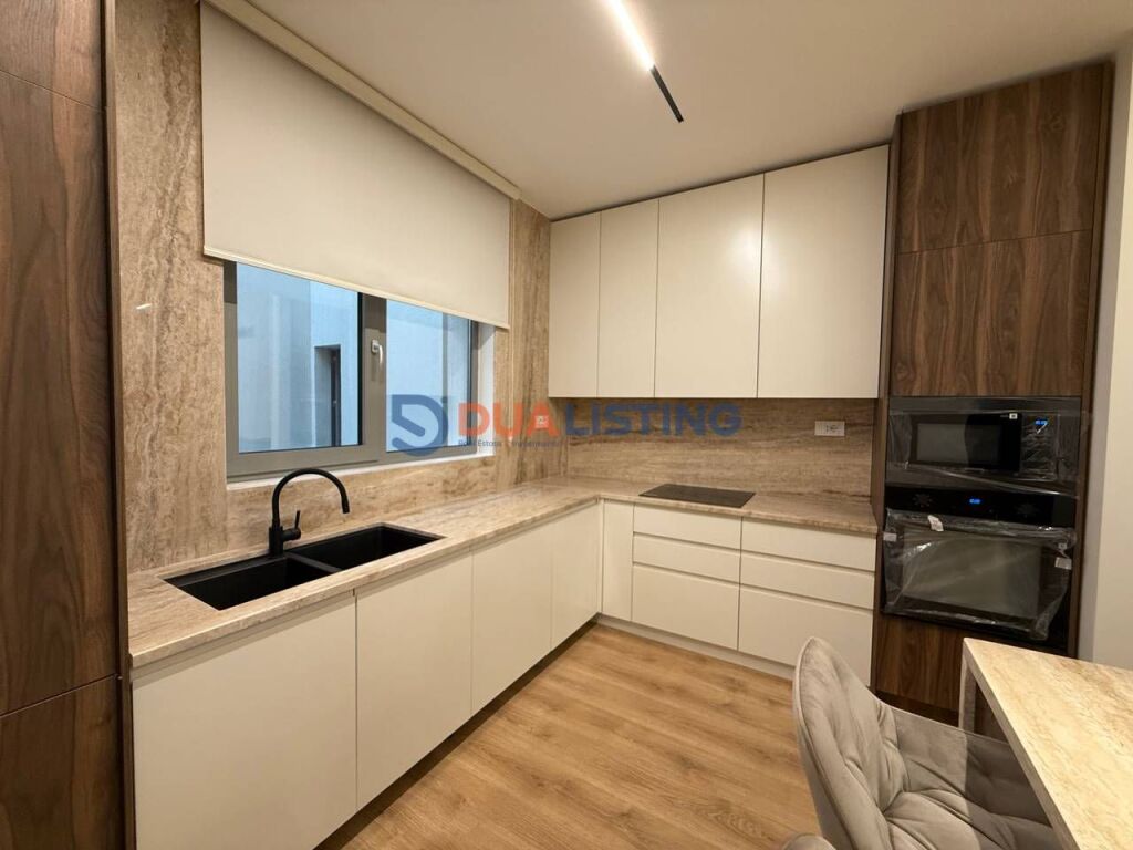 QIRA, APARTAMENT LUKSOZ 2+1+2 ME POST PARKIMI