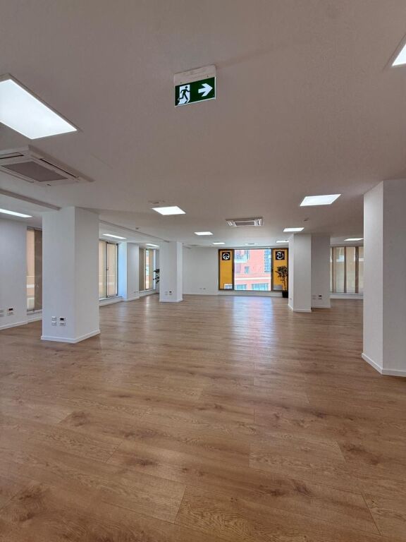 🏢 Office Spaces for Rent – Delijorgji Residence