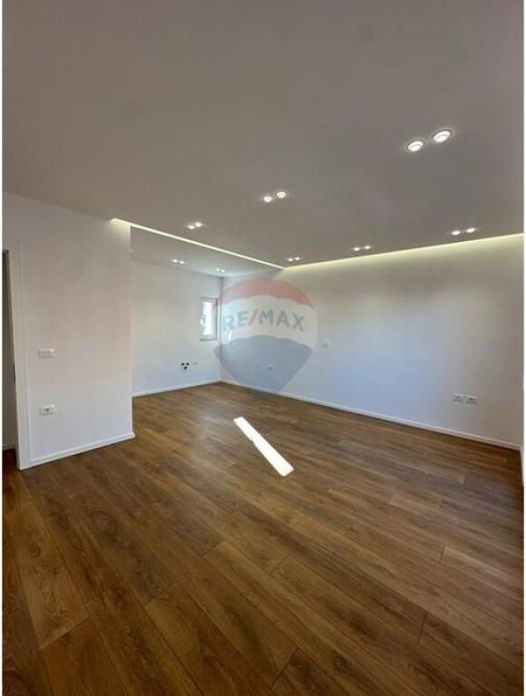 Apartament - Për Shitje - Rruga Haxhi Hysendalliu, Tiranë