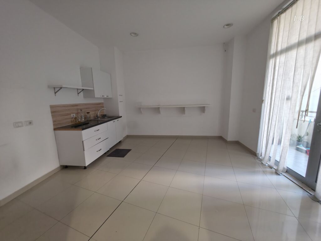 Jepet ambient per zyra,call center, klinike