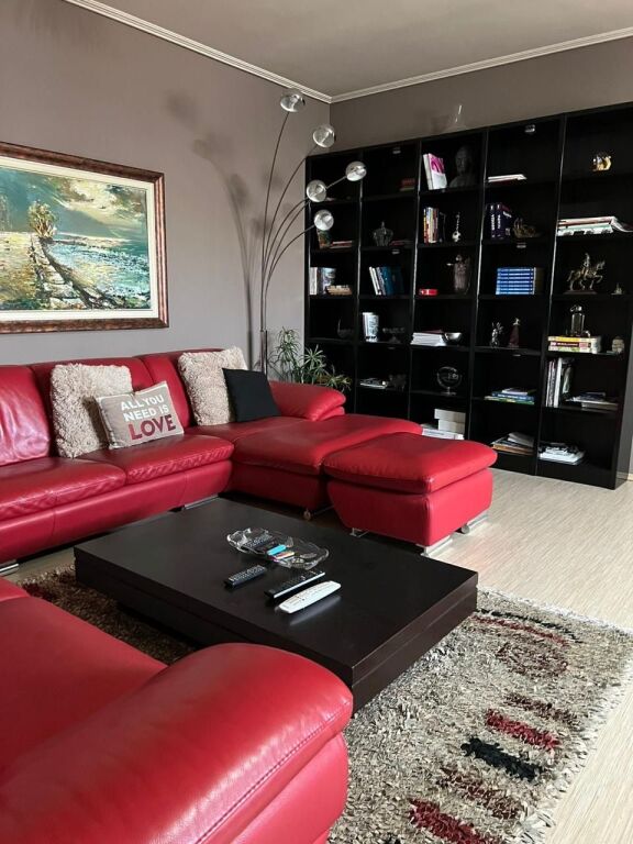Apartament 2+1+2 me qira , Myslym Shyri