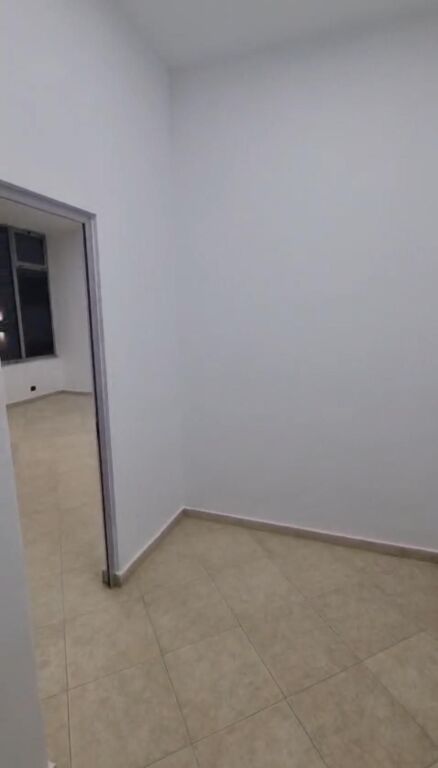 Affitto | Ambjent Biznesi | Rruga Myslym Shyri | 960 €/mese