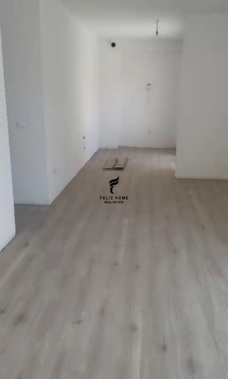 OFFICE FOR RENT 117 M2 LAPRAKA 60,000 LEKE FH-73348