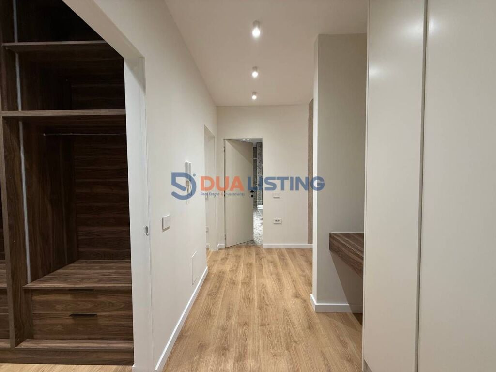 QIRA, APARTAMENT LUKSOZ 2+1+2 ME POST PARKIMI
