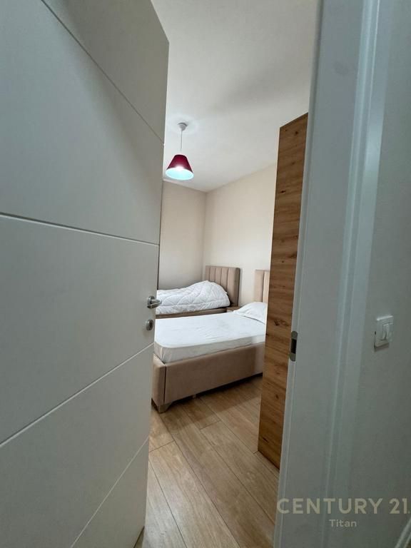 Appartamento moderno 2+1+2 in affitto in via dei Kosovari,