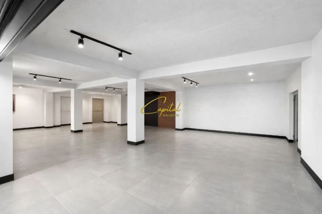 BUSINESS PREMISES FOR RENT 160 M2 NEW SAUK 1,500 EURO