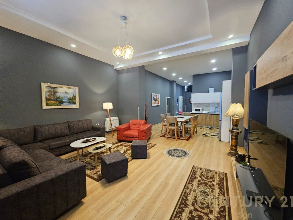 Appartamento 1+1 in Affitto in via Peti, Lago Secco 500 € /Mese Sup. Totale 91m2