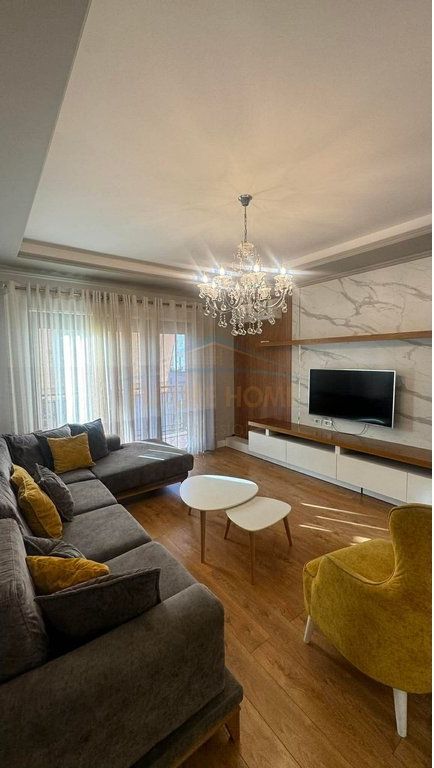 Rent, Apartment 3+1 + Parking Spot, Green City, New Ring
