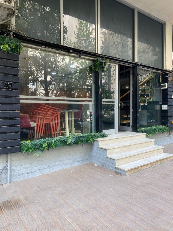 Bar-cafe for rent in Yzberish, near Nela 6 📍