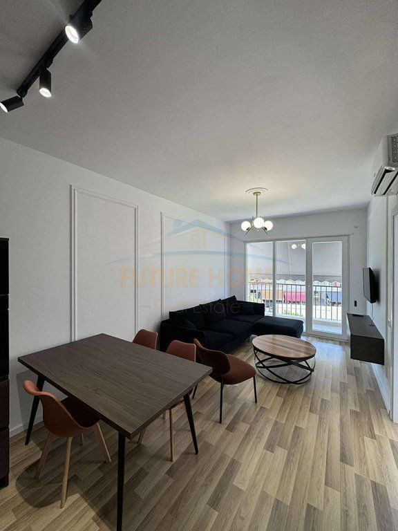 Qera, Apartament 1+1+Post Parkimi, Unaza e Re.