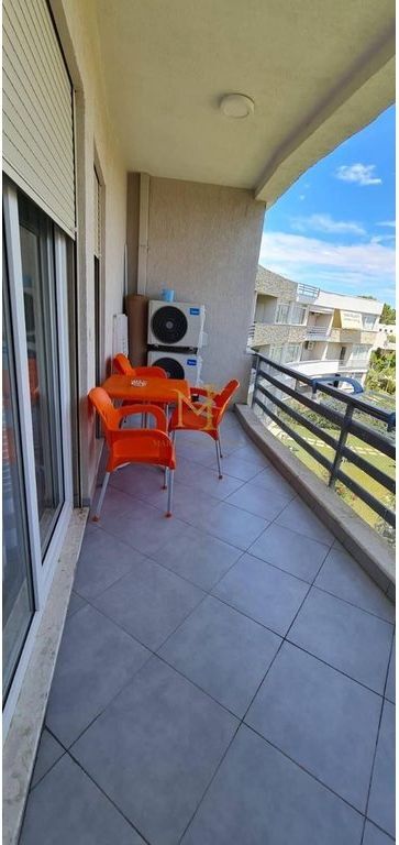 APARTAMENT 2+1 LURA 2 GJIRI LALEZIT