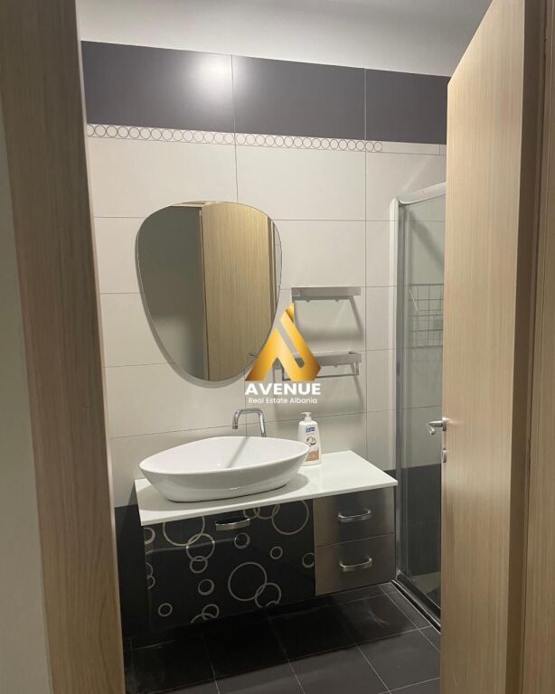SHITET APARTAMENT 2+1, PRANE ELEONORES, MBI QENDREN KRISTAL, TIRANE
