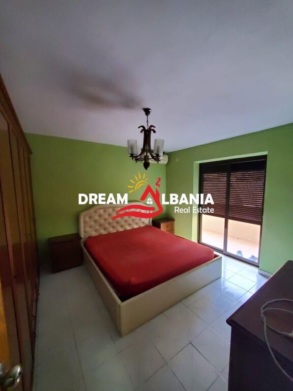 Shitet Apartament 3+1+2WC tek 21 Dhjetori, Prane Kryqezimit (ID 4139191)
