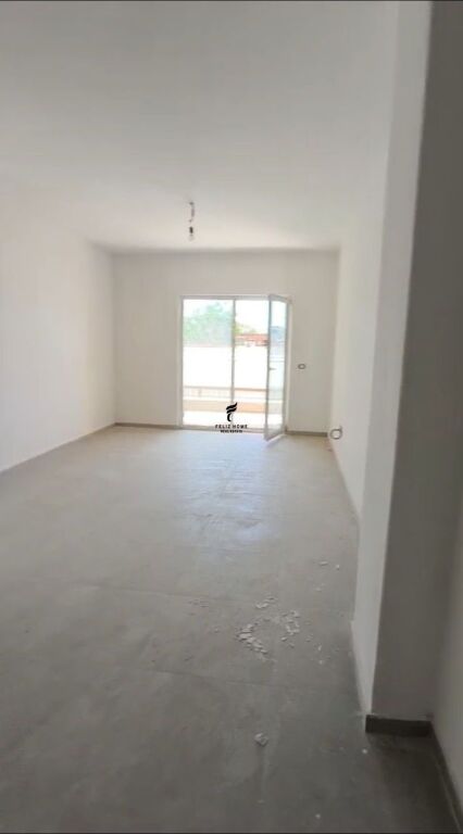 OFFICE FOR RENT 94M2 LAPRAKE 800 EURO FH-73230
