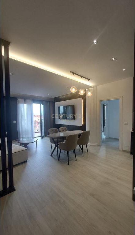 Apartament luksoz 2+1 per qira tek Garden Building