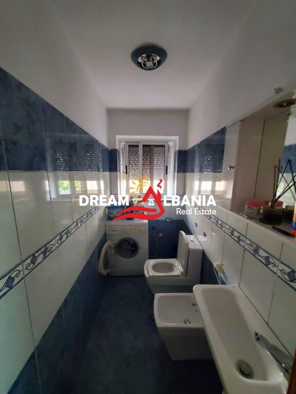 Shitet Apartament 3+1+2WC tek 21 Dhjetori, Prane Kryqezimit (ID 4139191)