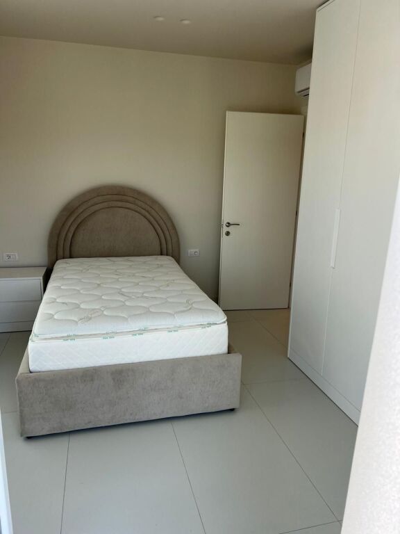 🏢In the Jordan Misja Street area, a 2+1 apartment, newly furnished, is for rent. 75,000 Leke
