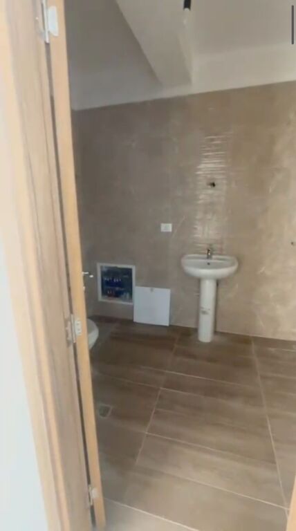 Vendita | Apartament 3 + 1 | Rruga 5 Maji | 162000 €