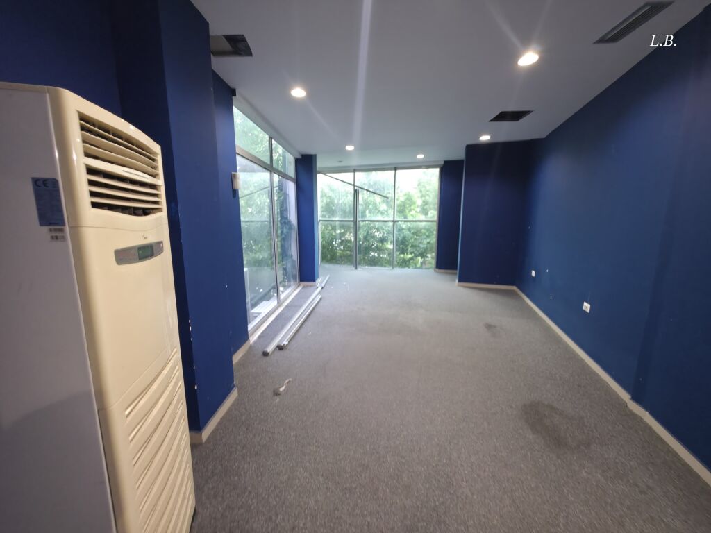 Jepet ambient per zyra,call center, klinike