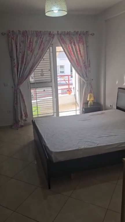 Apartaamwnt 2+1 per qera Yzberisht !