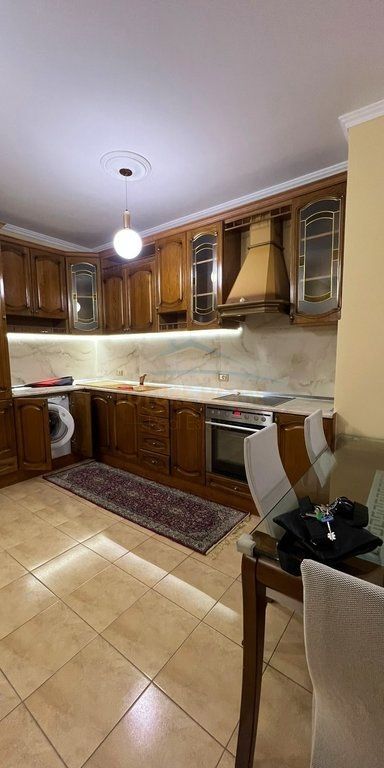 Affitto, Appartamento 2+1, Blocco.