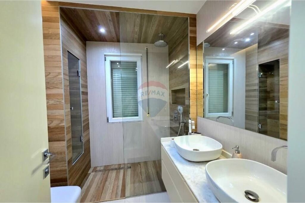Apartament 2+1+2 me qera Kosphti Botanik