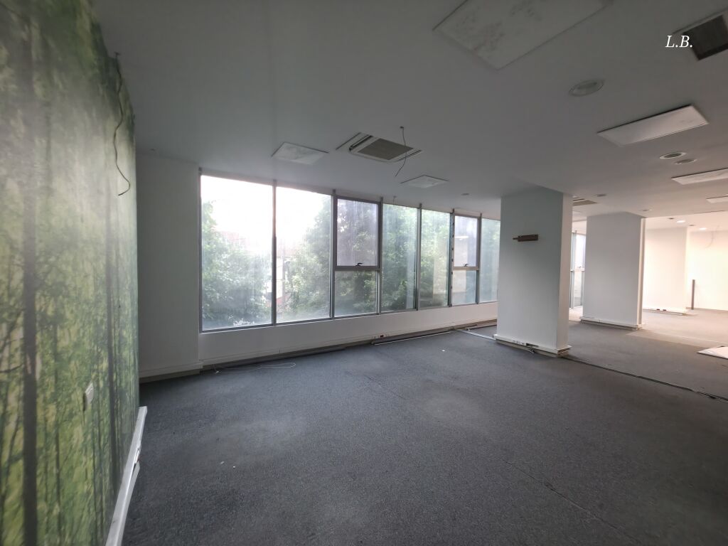 Jepet ambient per zyra,call center, klinike