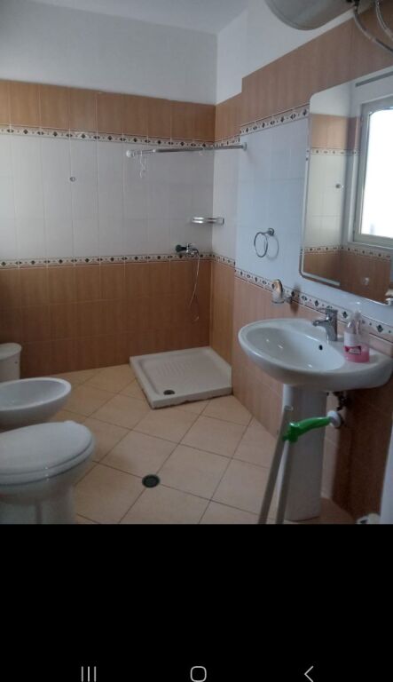 🏡 Jepet me qera apartament 2+1 tek Albano &amp; Romina, Vlorë 🌟