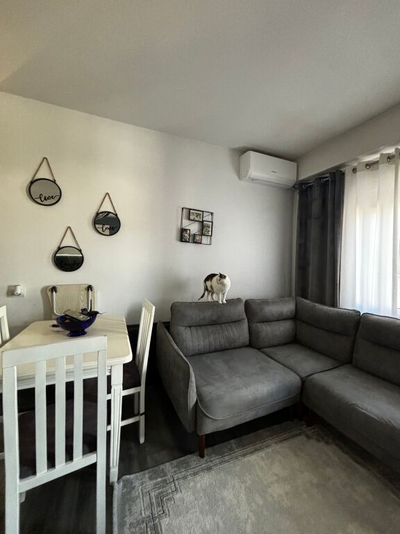 🏡 Apartament 1+1 për shitje te Rruga Endri Keko, pranë Maternitetit të Ri.