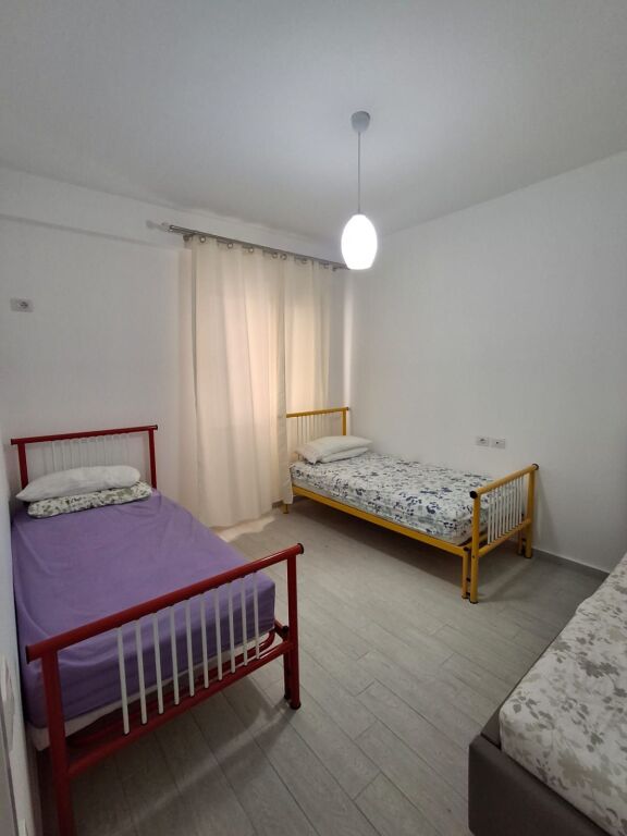🏡 In Affitto – Appartamento in Affitto 2+1 📍Dietro Max Optika, Skele – Vlore 🌊