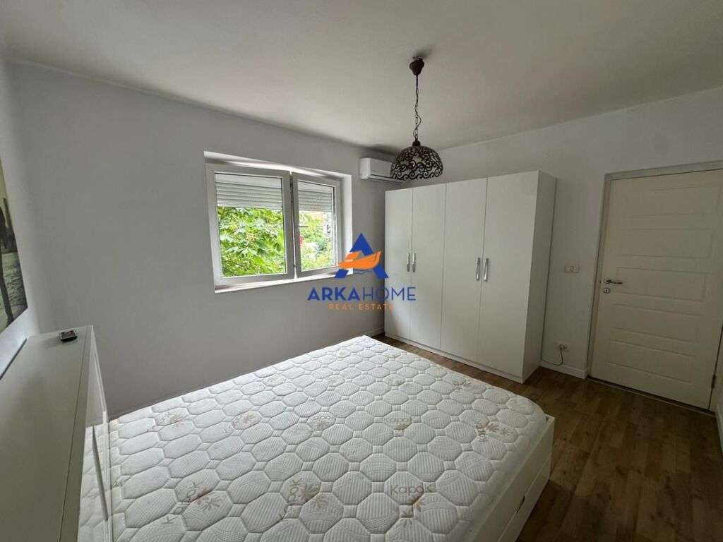 APARTMENT FOR RENT 1+1 "NEAR MEDUZA SHOP, ELBASAN STREET" 62000 LEKE