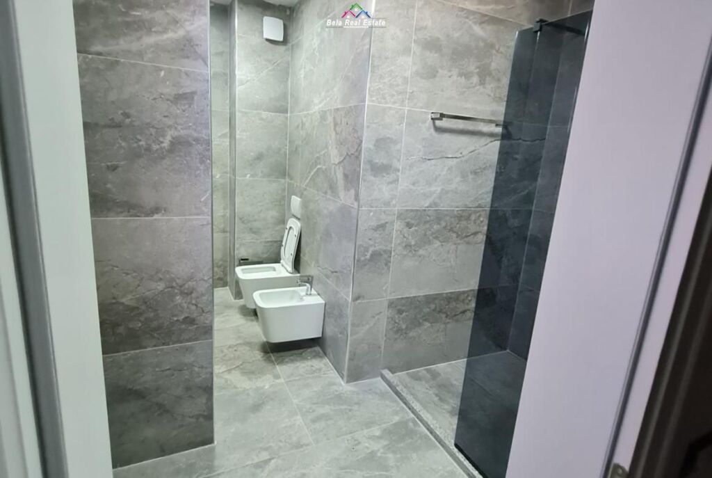 Apartament Me Qera 2+1 Tek 21 Dhjetori (ID B2201716) Tirane.