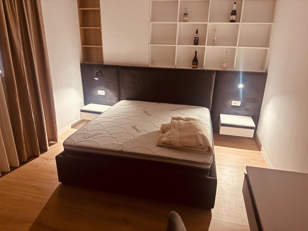 Apartament me qera tek rruga e durresit 2+1+2
