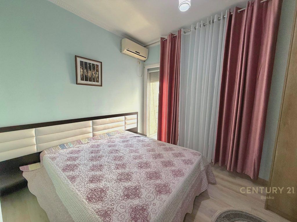 FOR SALE 1+1 APARTMENT WITH GARAGE AT ( RADISSON HOTEL ) DRY LAKE! 185,000 € Total Area 70m2