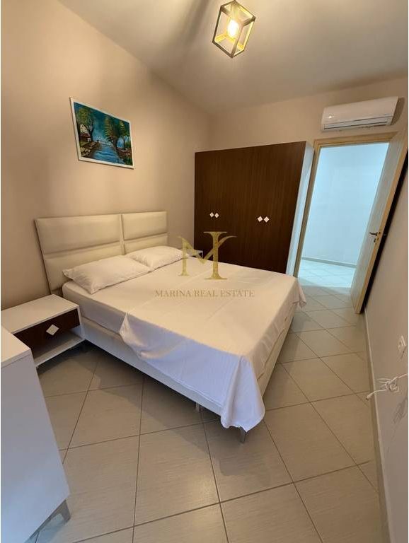 APARTAMENT 2+1 LURA 2 GJIRI LALEZIT