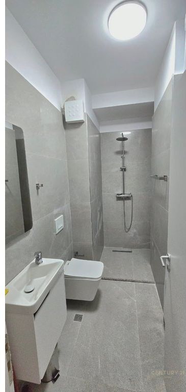 Zogu i Zi, apartment 1+1 for Rent 700 € /Month Total Area  73m2  Interior Area  65m2
