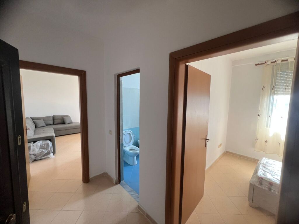 QIRA APARTAMENT 2+1 POSTA PLAZH  DURRES 400 EURO