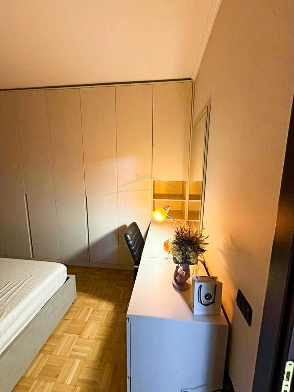 Qera , Apartament 2+1 , Sheshi Willson , Tirane