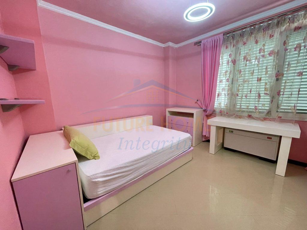 Rent, Apartment 2+1+2, Vilat Gjermane, Tirana.