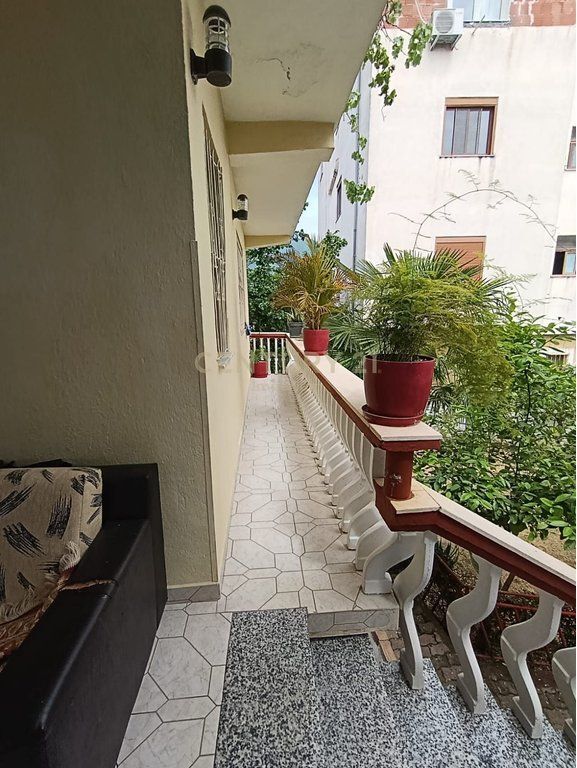 Shtëpi Private 2-Katëshe në Shitje – Mundësi Ideale Banimi dhe Investimi 265,000 €