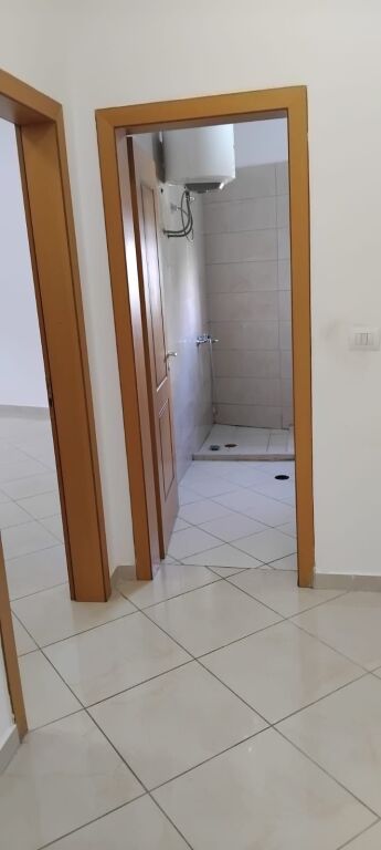 2+1, vuoto, residenziale o ufficio, complesso mateo, zoo, 500 euro