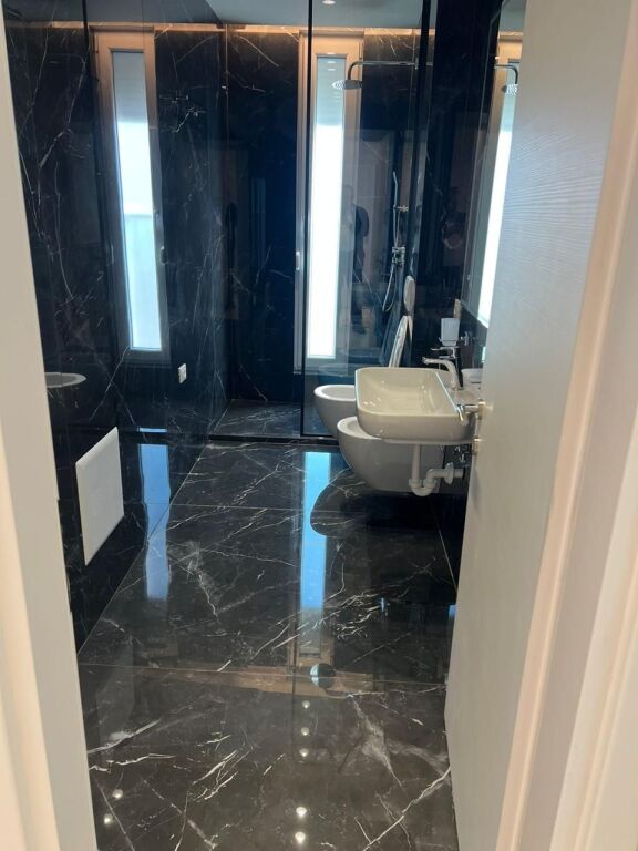 🏢In the Jordan Misja Street area, a 2+1 apartment, newly furnished, is for rent. 75,000 Leke