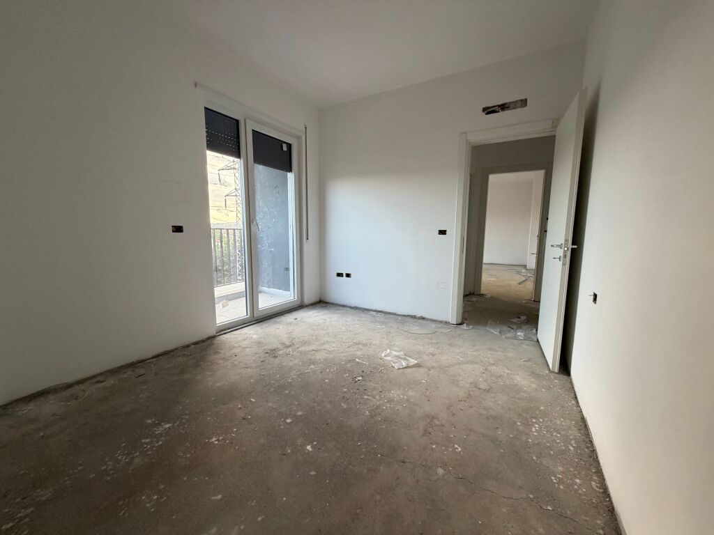 Apartment 1+1 for Sale with Title Deed - Paskuqan