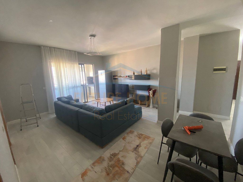 Qira, Apartament 2+1, Brryl, Tiranë