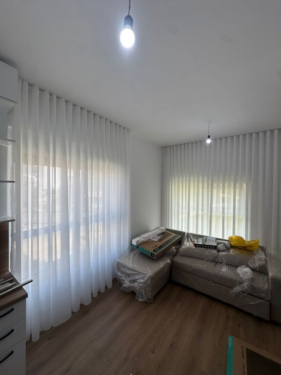 Super appartamento 2+1 in affitto appena arredato a Ali Demi, residenza Kadiu!
