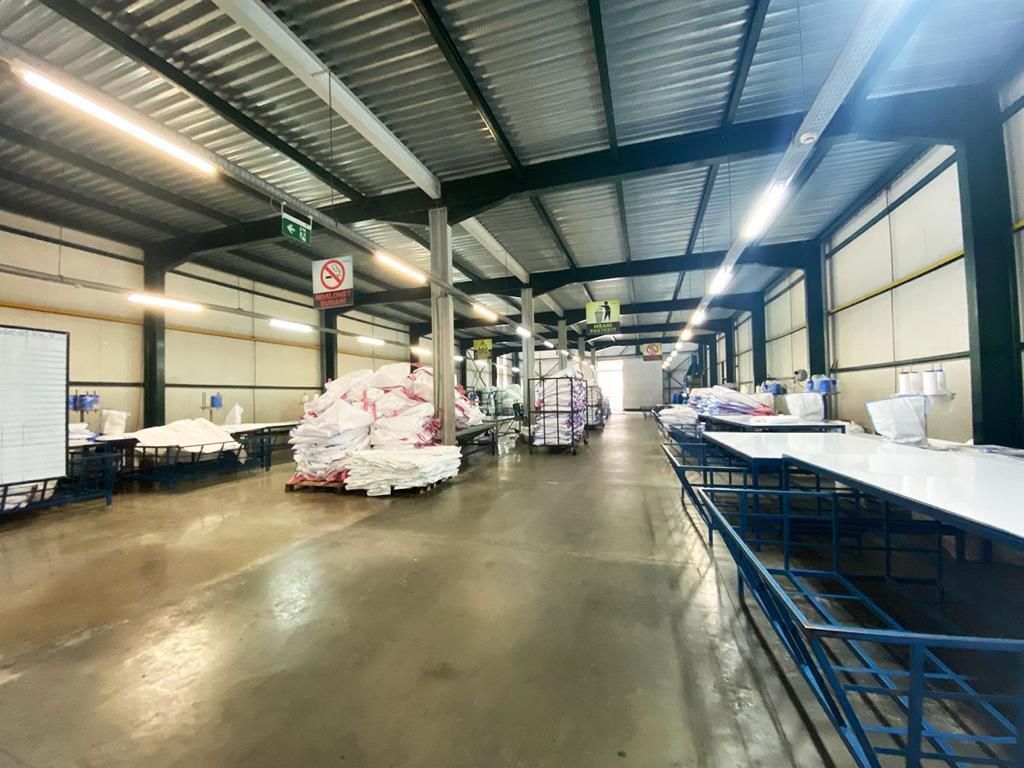 Shitet magazinë industriale premium në autostradën Durrës–Tiranë 🚛