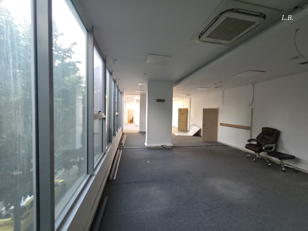 Jepet ambient per zyra,call center, klinike