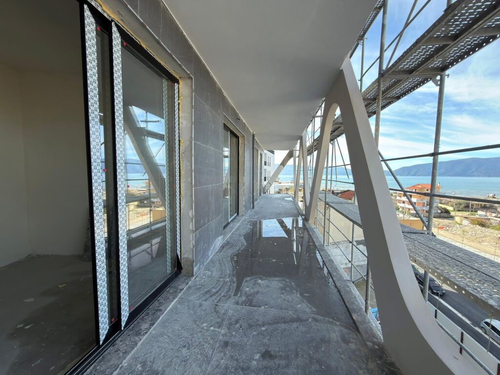 Appartamento 1+1 Vendita Vicino al Porto di Vlora Materia Cons